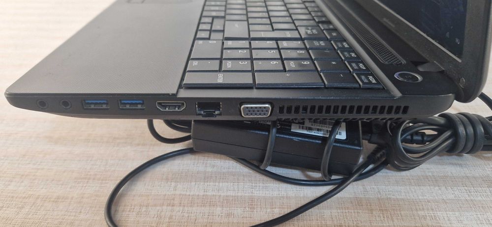 Portátil TOSHIBA i5 4ªGeração 8Gb RAM HD 500Gb