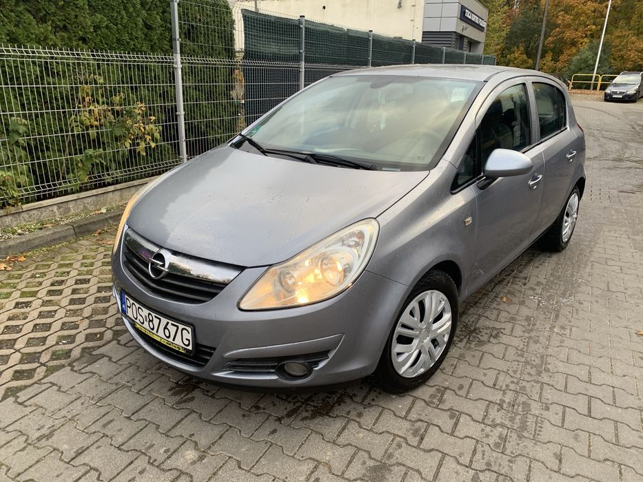 Coraa D 1.4 benzyna  5drzwi
