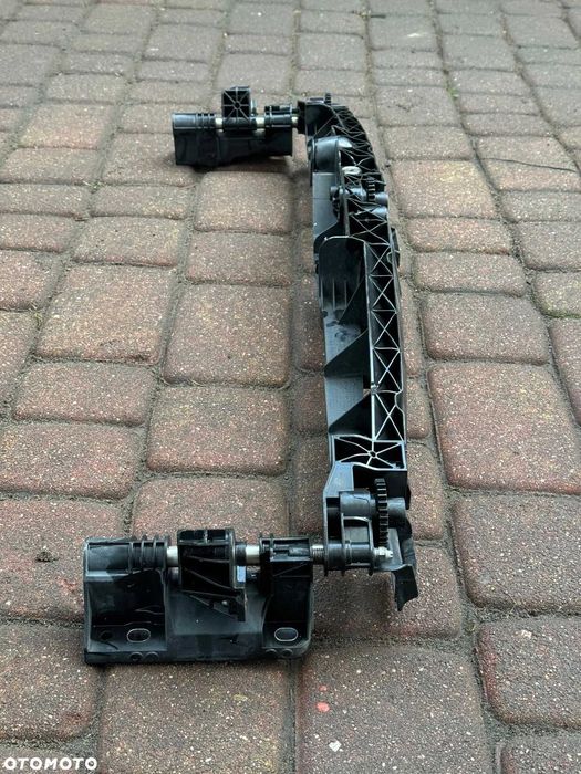Mercedes E Klasa W212 Lift 12-16 Wzmocnienie Pas Przedni Przód