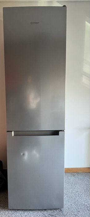 Frigorifico Indesit