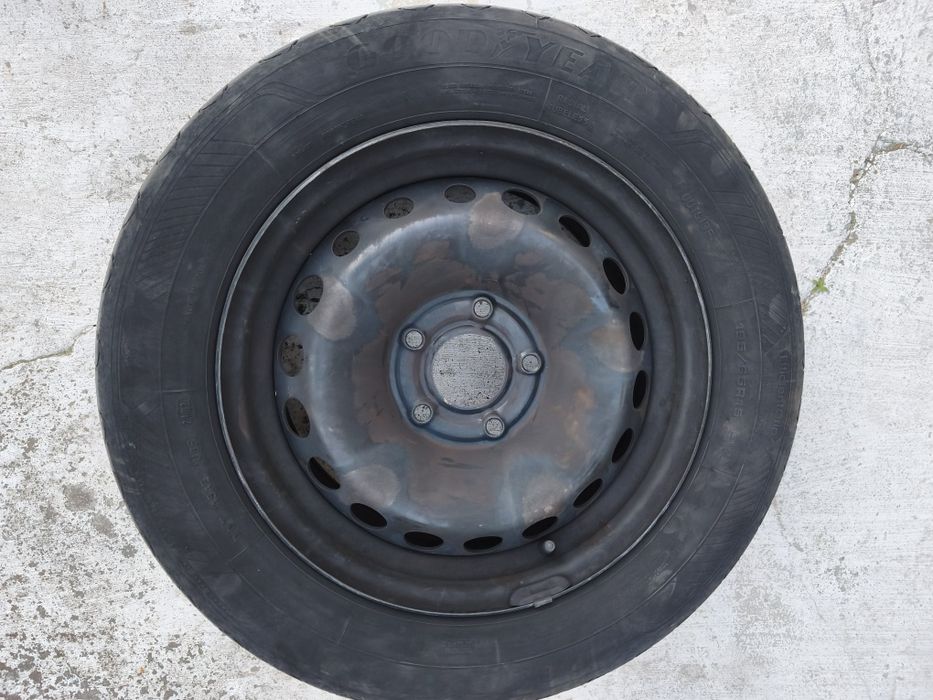 4 Jantes ferro 15 5x114.3 com pneus