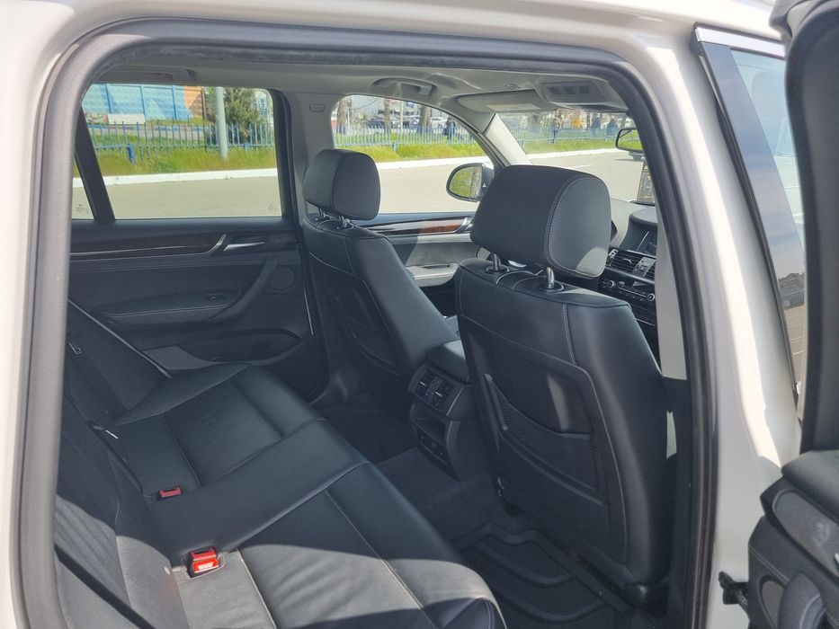 Bmw x3 x drive     28i