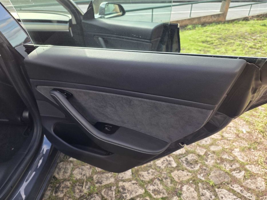 Tesla Model 3 Long Range