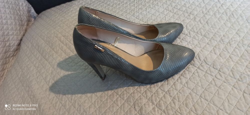 Buty czolenka 36 r.