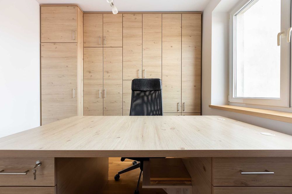 Piękne, duże biurko dwustronne