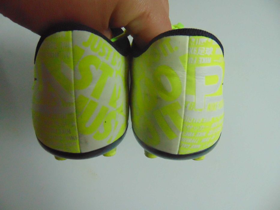 nike skin phantomnm roz 37,5 piłka