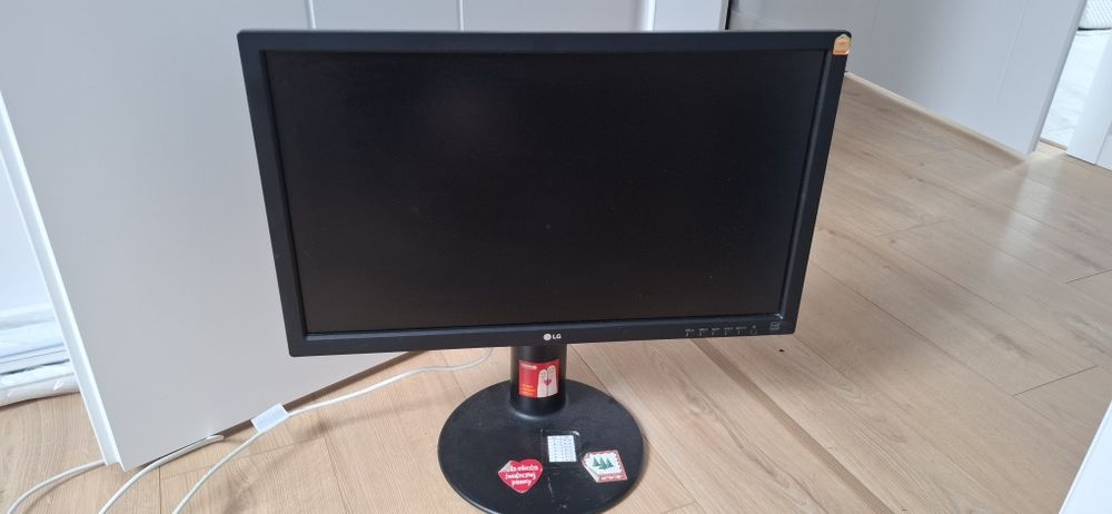 Monitor LG 24 cale