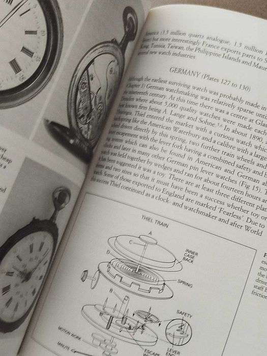 Livro raro Watches 1850 - 1980 M. Cutmore