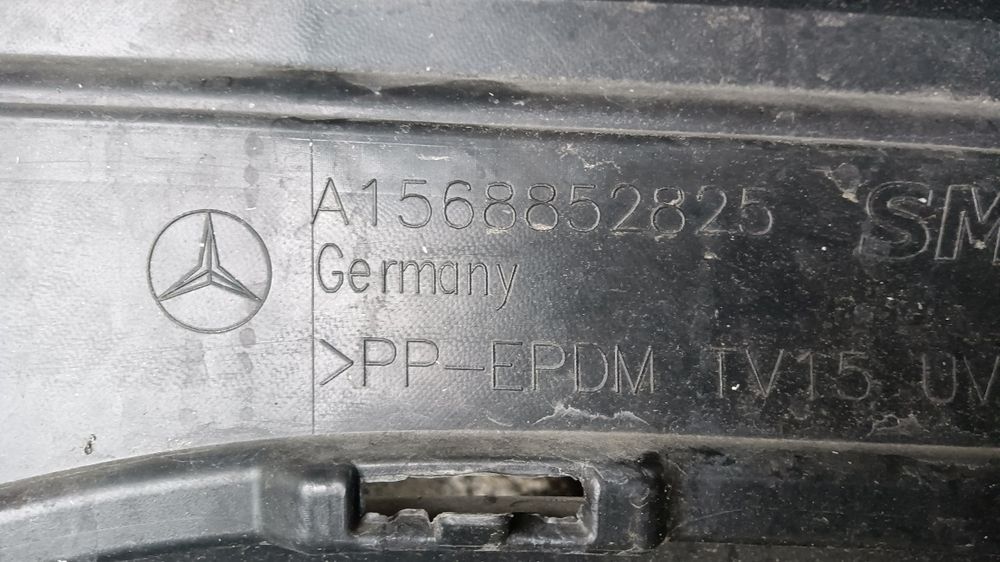 Difusor de parachoques Mercedes GLA x156 amg 2015