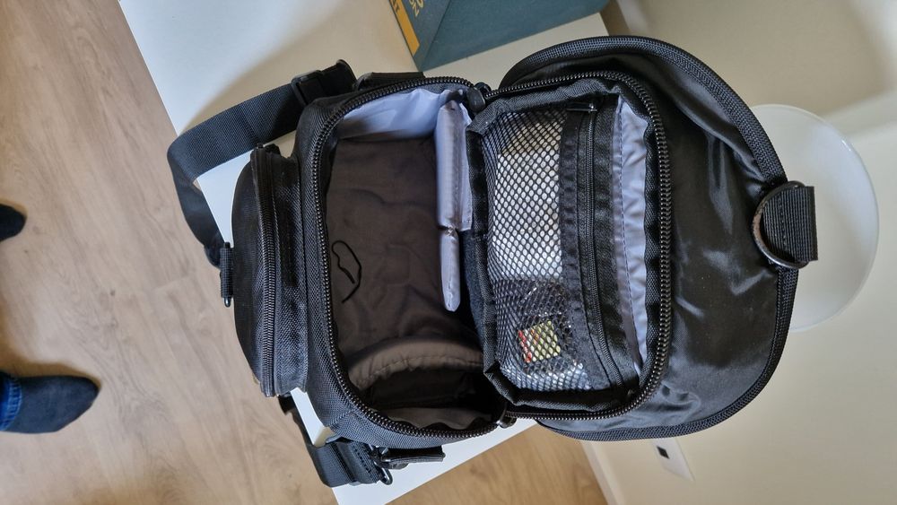 Canon 600D c/objt. 18-55mm + Saco Canon