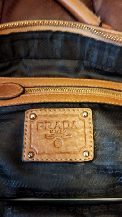 Сумка PRADA MILANO в отличном состоянии, оригинал.