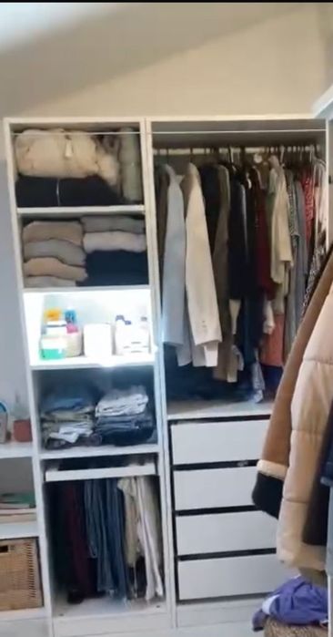 Roupeiro Ikea sistema Pax