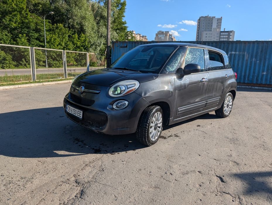 Автомобі Фіат 500L