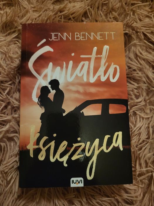"Światło księżyca" Jenn Bennett