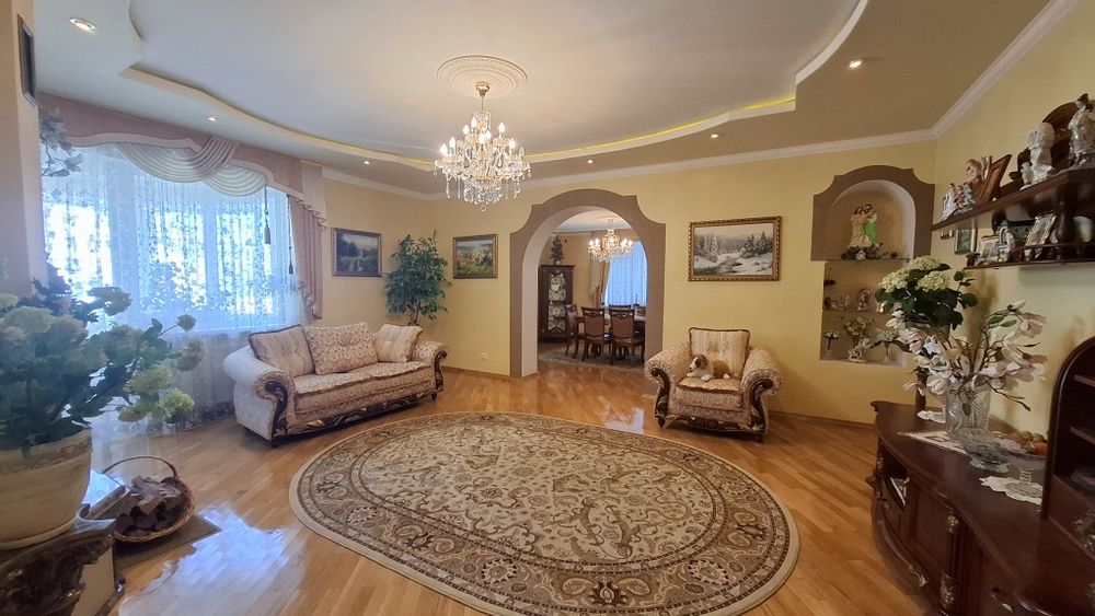 4 Кімната Квартира В Дрогобичі