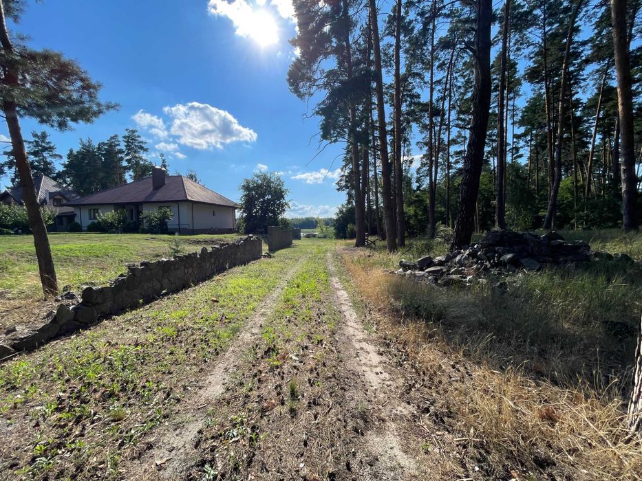 Продаж земельної ділянки в с. Кедина Гора