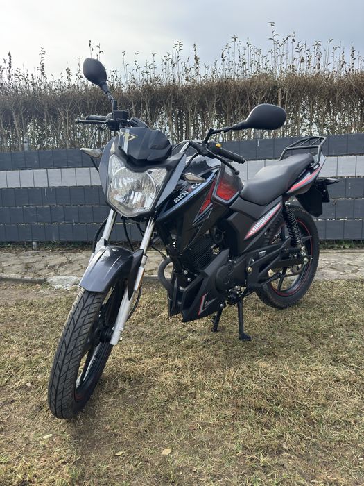 Motocykl Benyco NKD 125