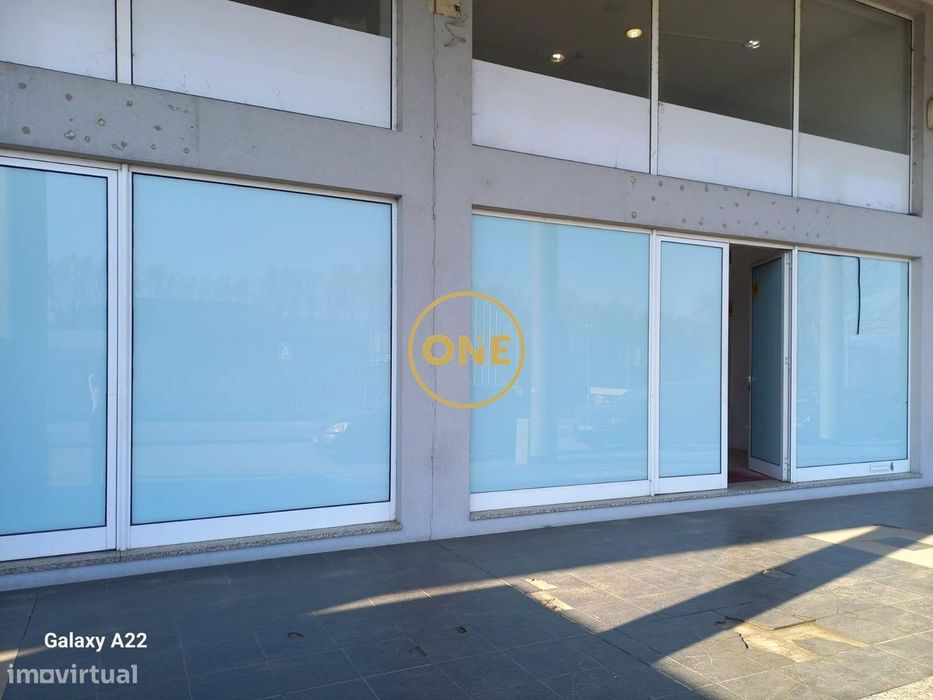 Loja para arrendamento