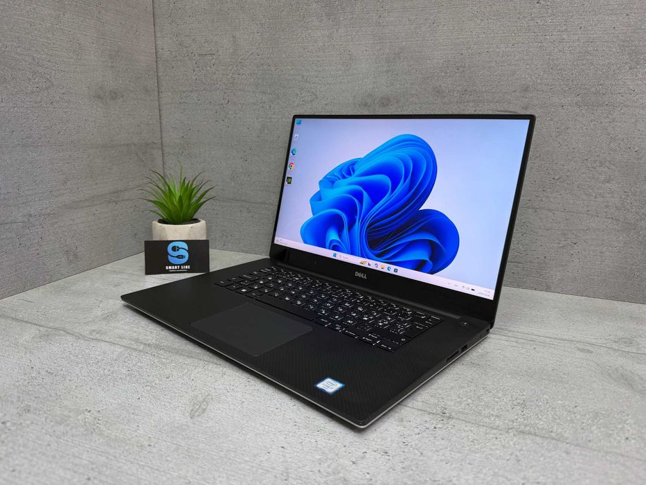 Сенсорний ноутбук Dell Xps 15 9550/i7-6700HQ/Nvidia/4k ips/256gb ssd