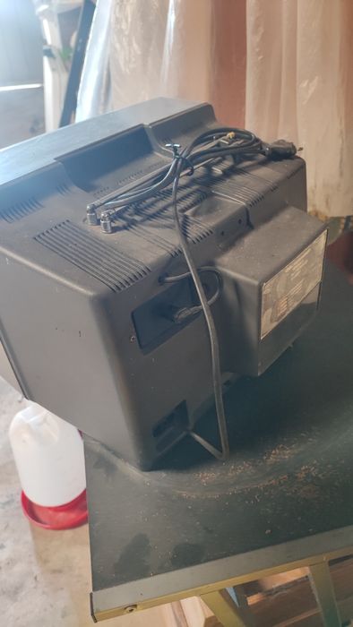 Tv antiga preto e branco