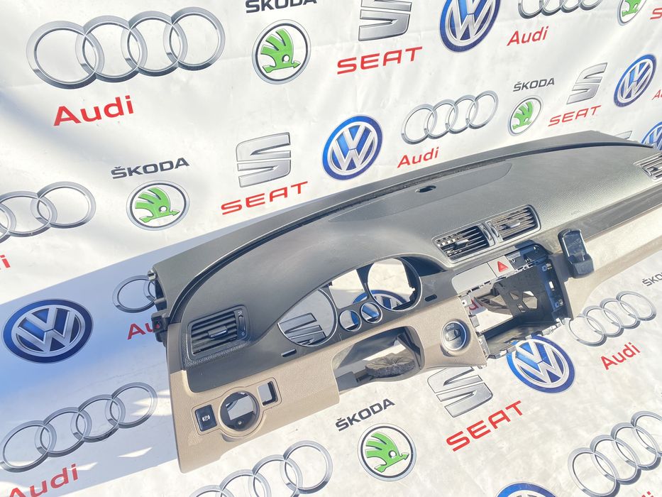 Торпеда панель Volkswagen Passat B6 Пасат Б6