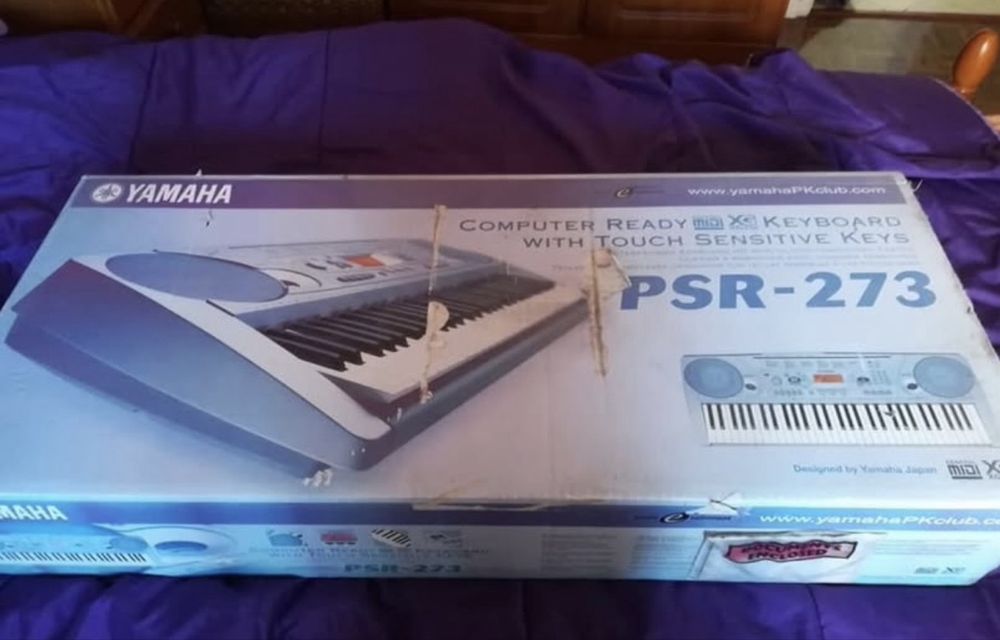Orgão Yamaha PSR-273