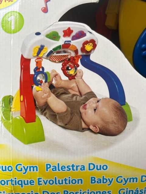 interaktywna zabawka z pudełkiem dla niemowlaka Chicco