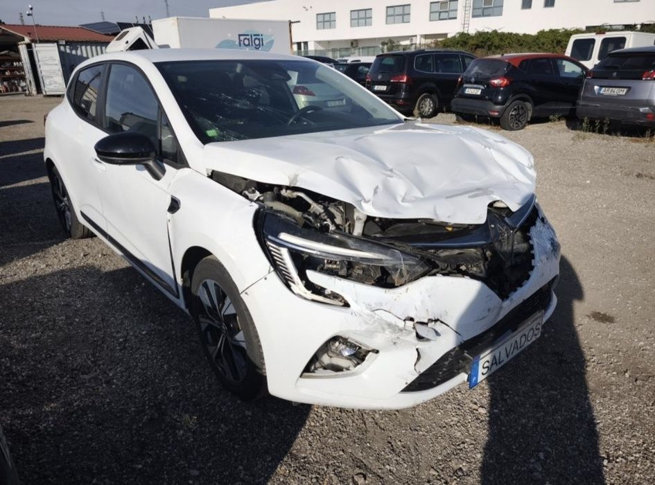Renault Clio GPL para peças