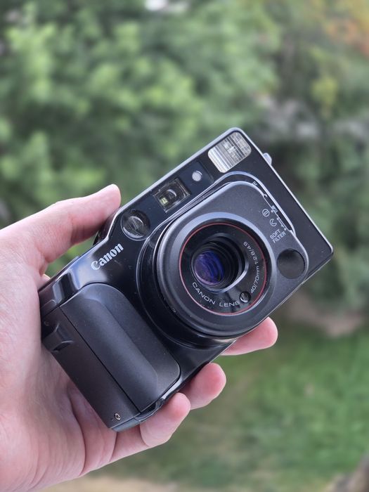 Плівковий фотоапарат Canon Autoboy Tele 6