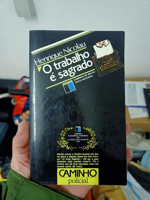 Livro "O trabalho é sagrado" - Henrique Nicolau