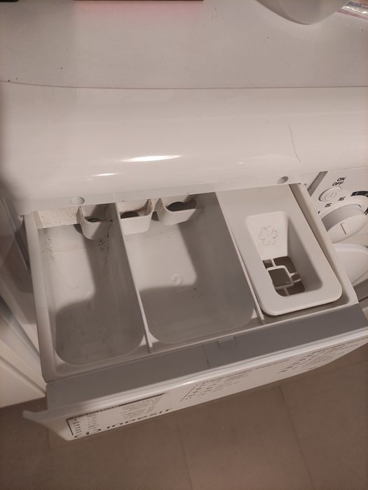 Máquina lavar roupa Indesit 7kg