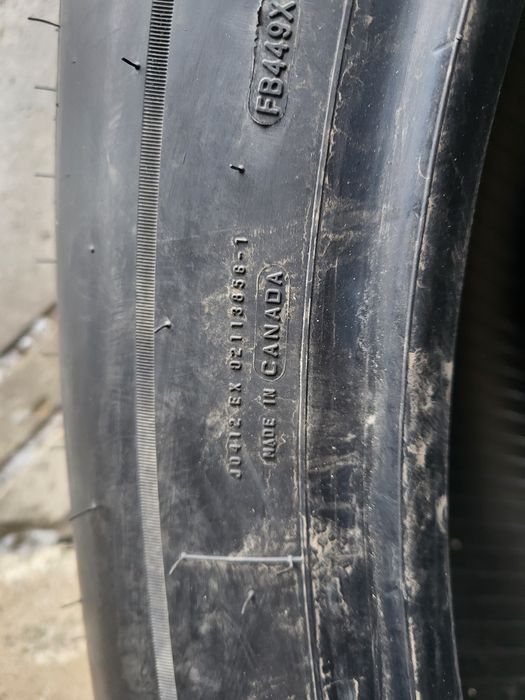 Шини 285/55r22  Bridgestone