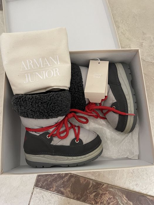 Зимові черевики Armani