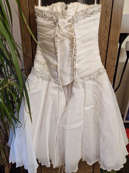 Suknia ślubna z gorsetem - do wyczyszczenia