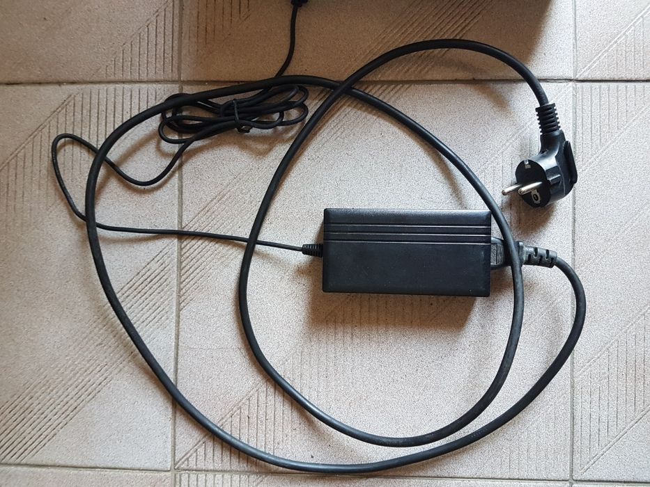 Impressora de talões com 100 rolos