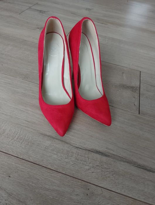 Zestaw butów szpilek damskich