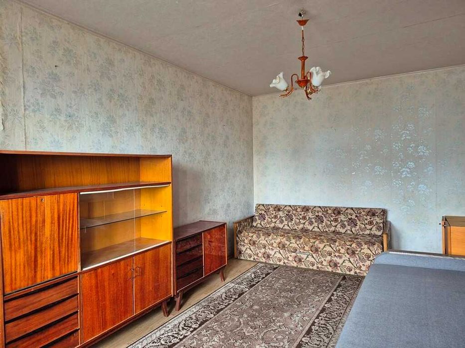 Продаж 2-кімнатної квартири, Дарницький район, метро Позняки, вулиця Ахматової Анни.
