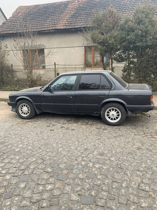 БМВ        Е - 30 продаємо