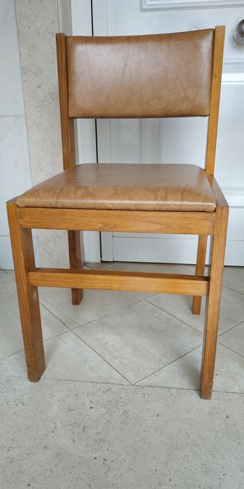 Cadeiras almofadadas64409243605761121