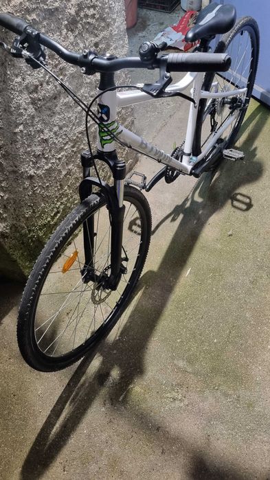 Bicicleta B-TWIN roda 29' /Negociável