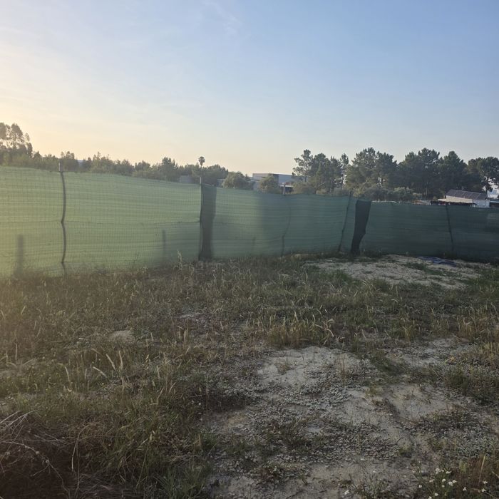Terreno ideal para uma vida tranquila  em Fernão Ferro