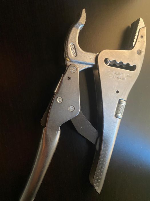 Alicate de pressão Facom