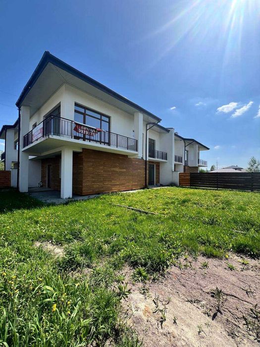 Продаж 4 кімнатного котеджу  у мальовничих Винниках