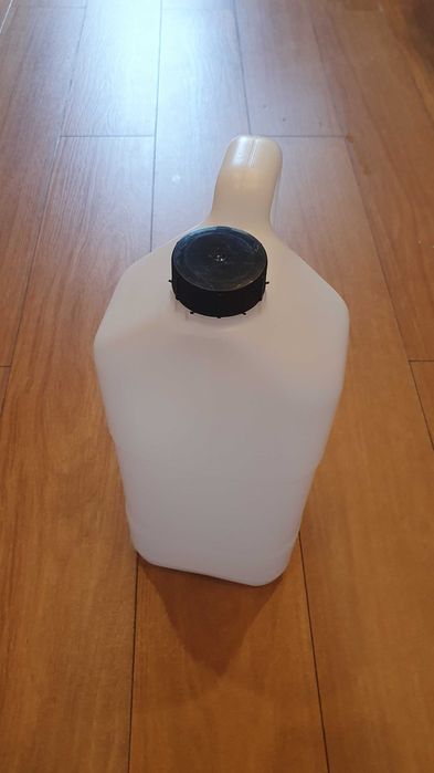 Каністра пластикова 5, 10 та 20 л.