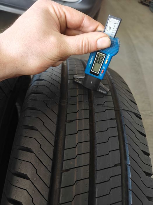 НОВІ R16С 205/65 107/105T шини літні Continental VanContact Eco НА БУСА віваро. трафік. транзіт і схожі теж де розмір такий