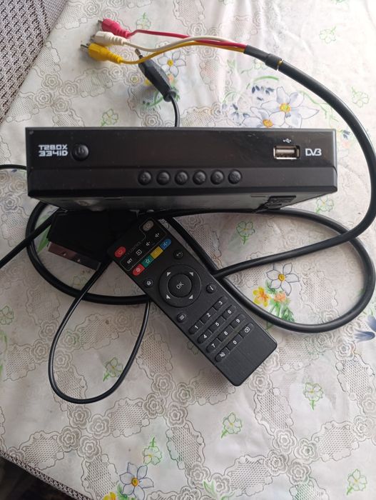 Продам приставку Т2  Box 334 ID