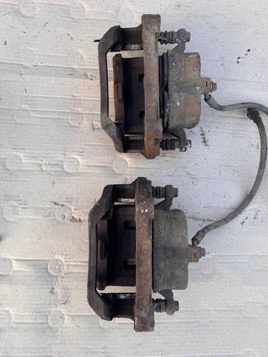 Супорта/Гальма передні/задні Nissan Pathfinder R51/Navara D40