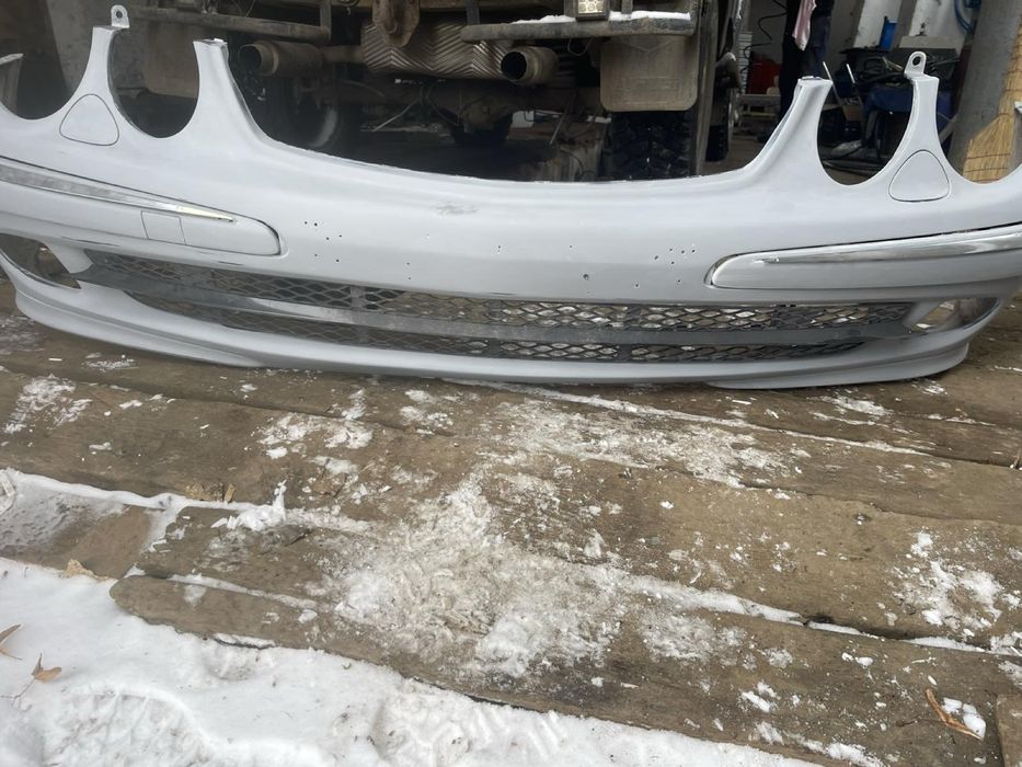 Бампер / Решітка бампера Mercedes Е (w211) Мерседес w211