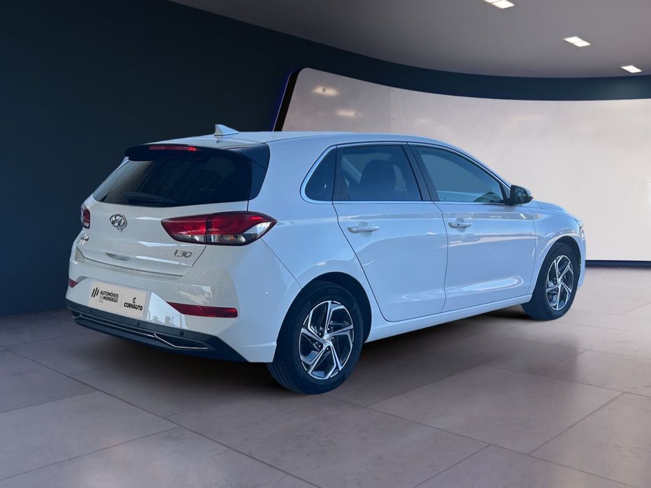 Aluga-se Hyundai i30 1.0 TGDI Style Aluguel