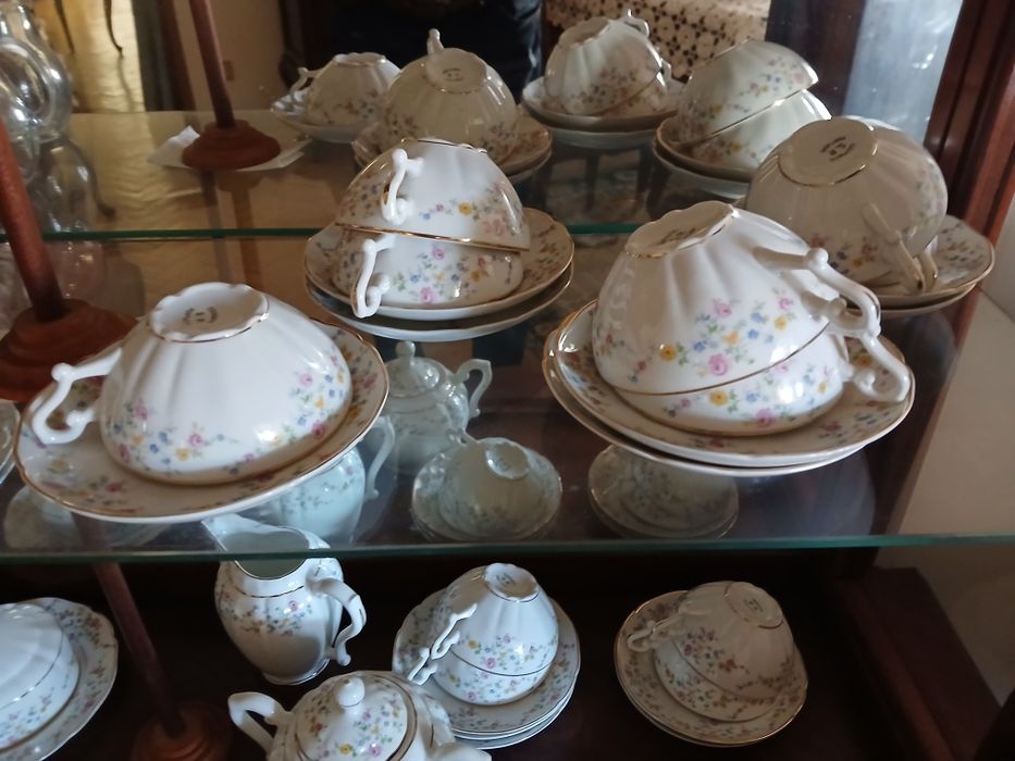 Conjunto Loiça da Fábrica S .P .  Coimbra